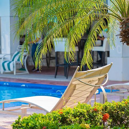 Hotel Las Hamacas ลาเซย์บา ภายนอก รูปภาพ