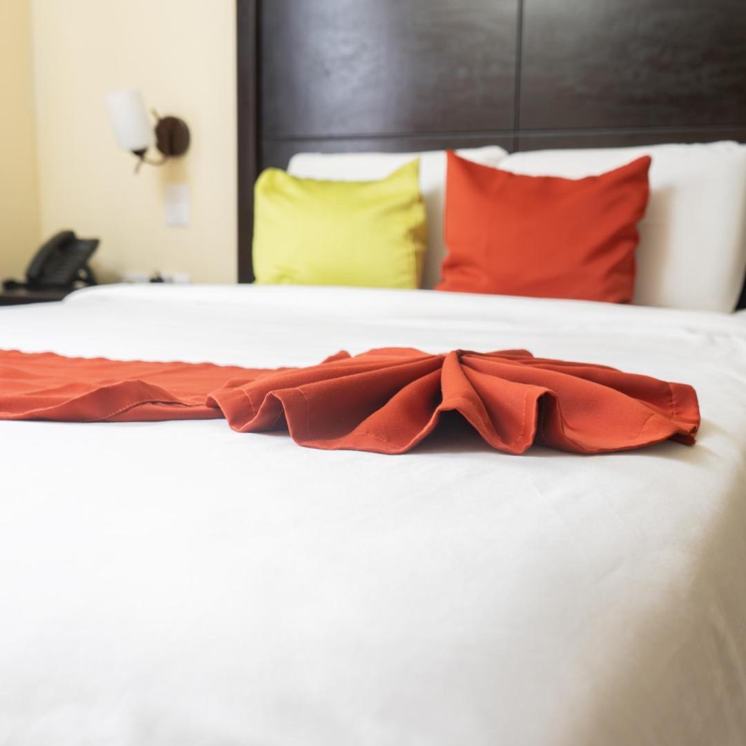 Hotel Las Hamacas ลาเซย์บา ภายนอก รูปภาพ