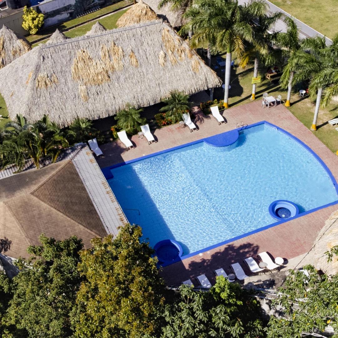 Hotel Las Hamacas ลาเซย์บา ภายนอก รูปภาพ